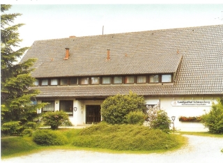 hningen Landgasthof Schienerberg von vorn 234 x 320